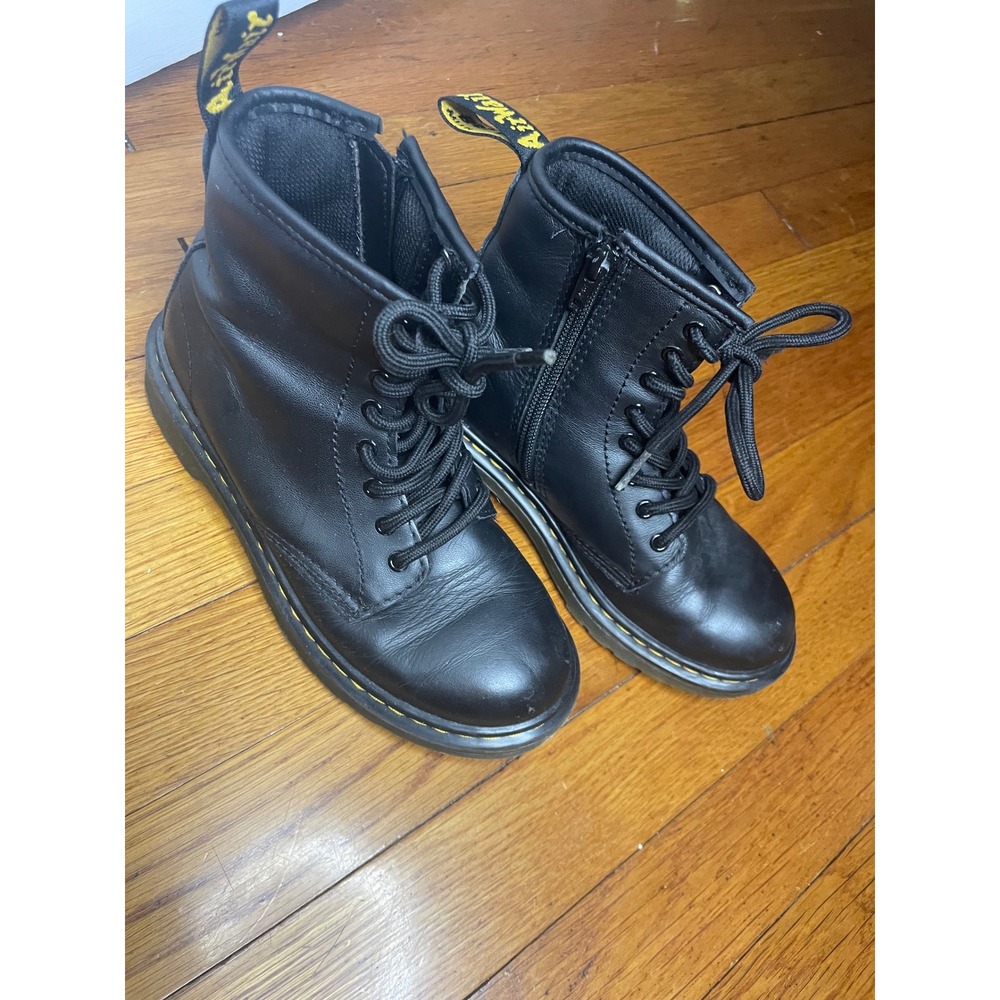 Dr. Martens 1460 J Black Leather Ankle Boots‎ Kids US 2 AirWair lace up - Picture 4 of 8